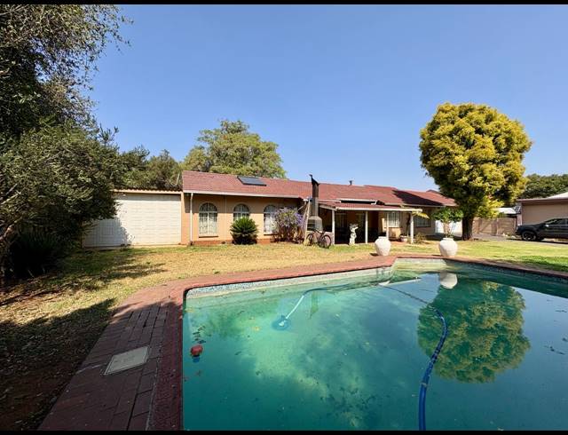 3 BEDROOM HOUSE FOR SALE IN BRAKPAN CENTRAL